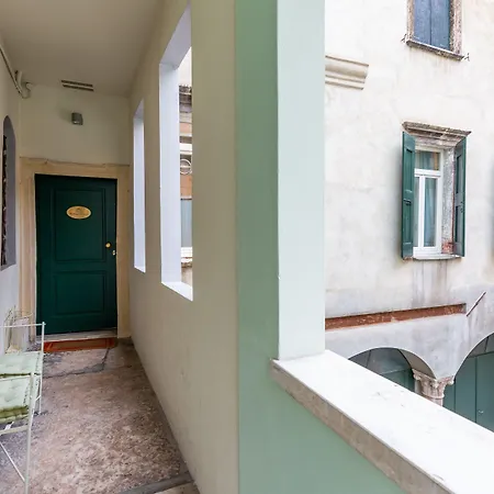 Residenza Bonifacio - Adults Only Affittacamere