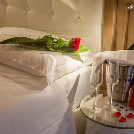 Residenza Bonifacio - Adults Only 2* ヴェローナ
