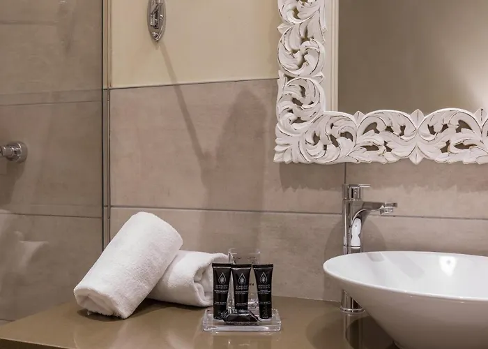 Residenza Bonifacio - Adults Only بيت ضيافة